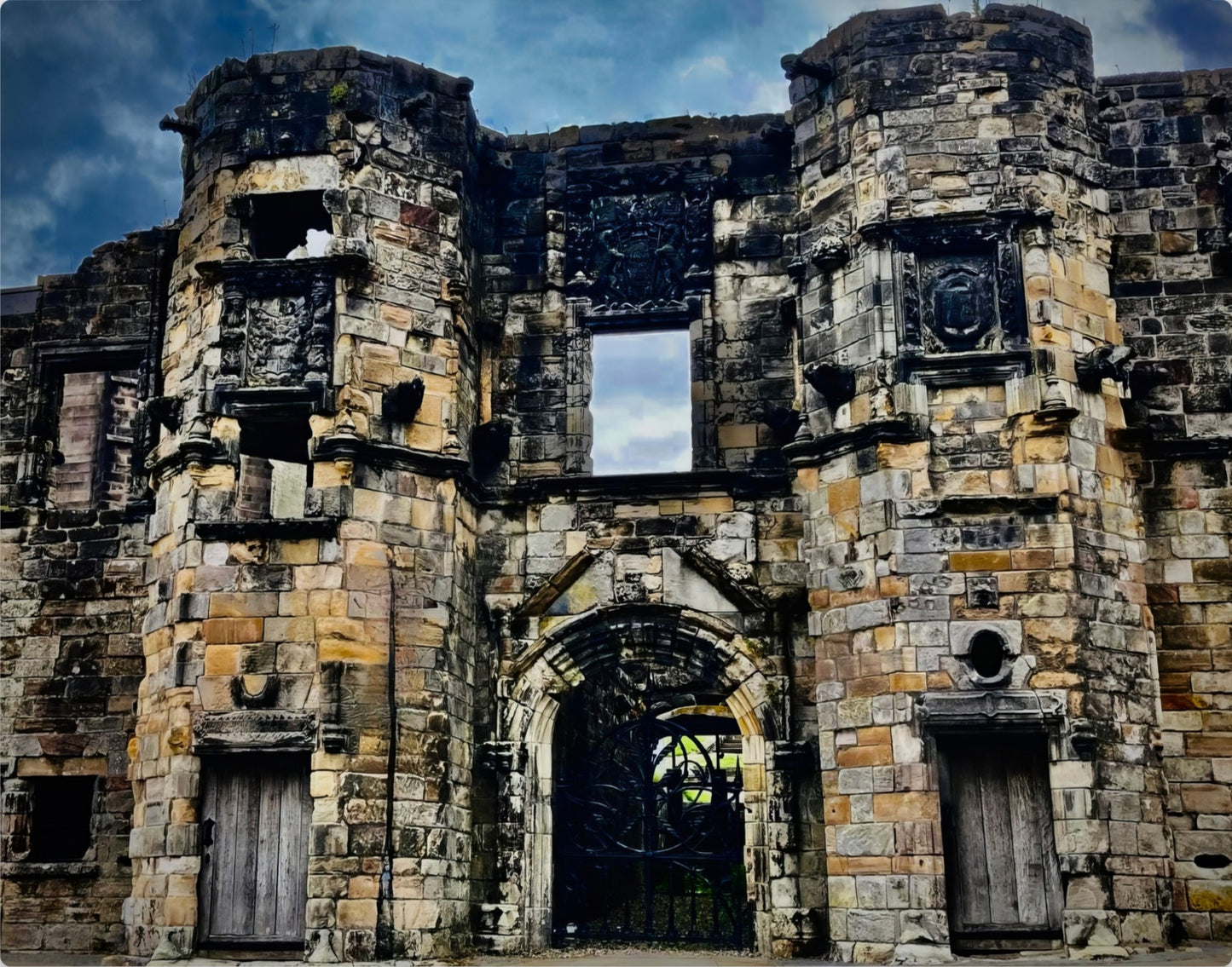 Castle Ruins - Metal