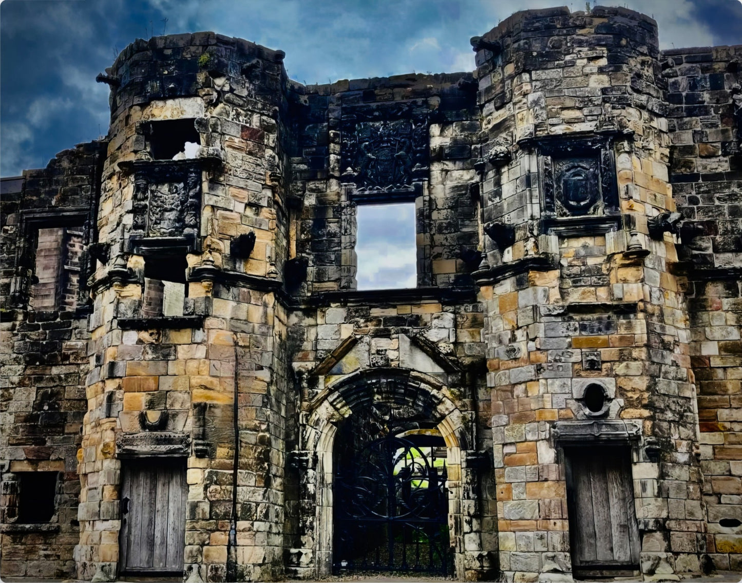 Castle Ruins - Metal